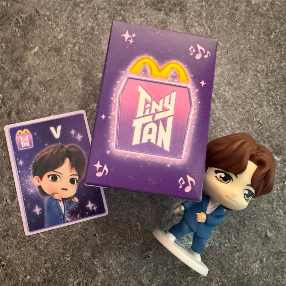 McDonald’s Happy Meal toy: Tiny Tan (V)